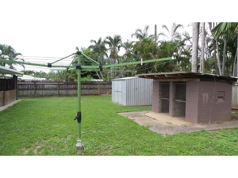 Bentley Park QLD 4869