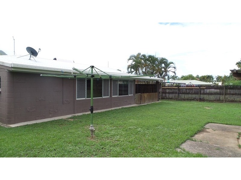 Bentley Park QLD 4869