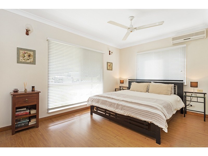 42 Cowley Street, Kamerunga QLD 4870