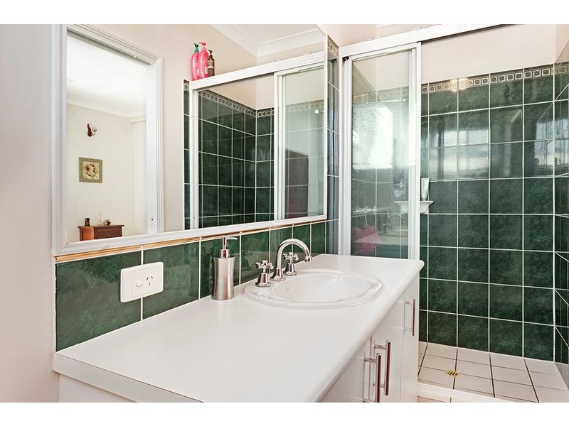 42 Cowley Street, Kamerunga QLD 4870