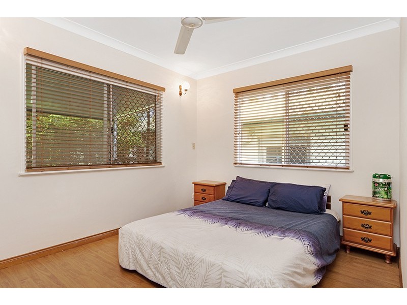 42 Cowley Street, Kamerunga QLD 4870