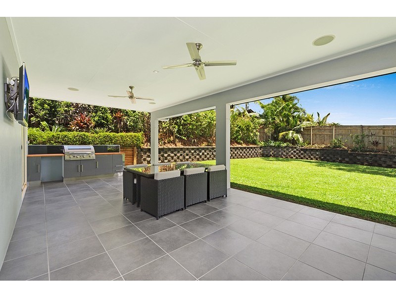41 Daphne Drive, Redlynch QLD 4870