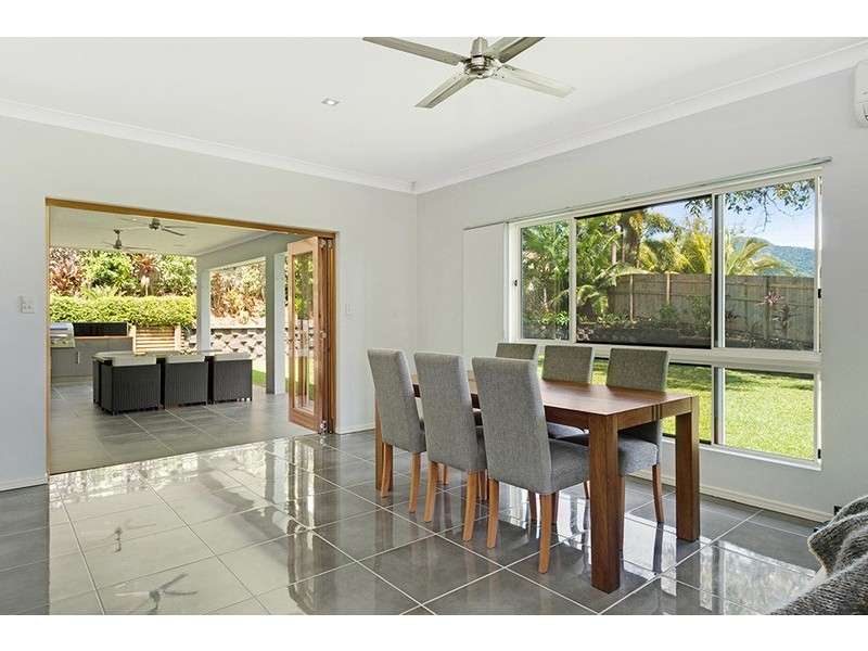 41 Daphne Drive, Redlynch QLD 4870
