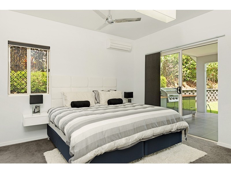 41 Daphne Drive, Redlynch QLD 4870