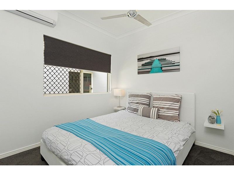 41 Daphne Drive, Redlynch QLD 4870