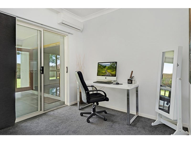 41 Daphne Drive, Redlynch QLD 4870