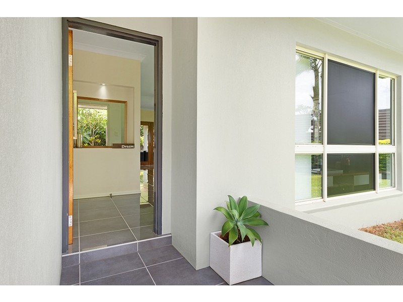 41 Daphne Drive, Redlynch QLD 4870