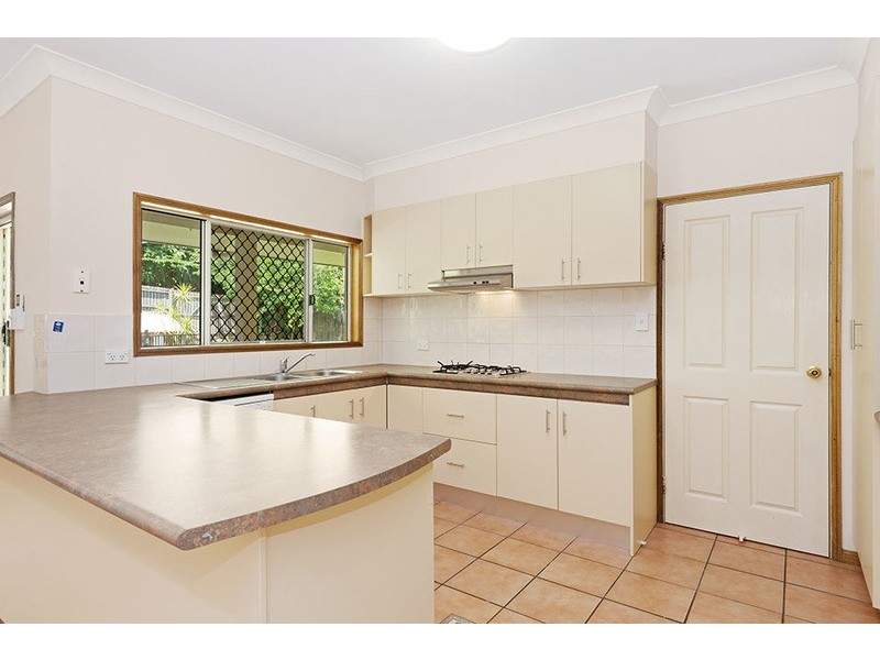 6 Red Ochre Street, Redlynch QLD 4870