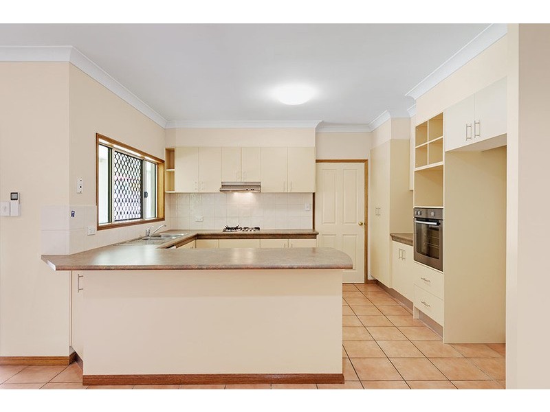 6 Red Ochre Street, Redlynch QLD 4870