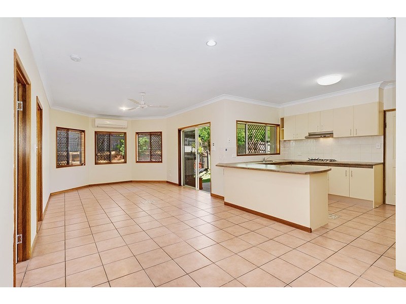 6 Red Ochre Street, Redlynch QLD 4870