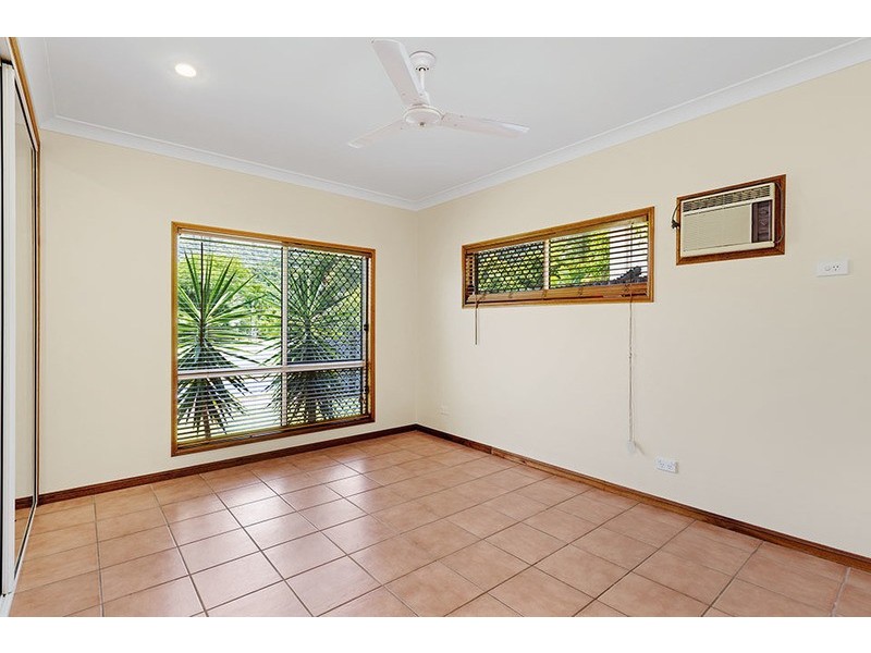 6 Red Ochre Street, Redlynch QLD 4870