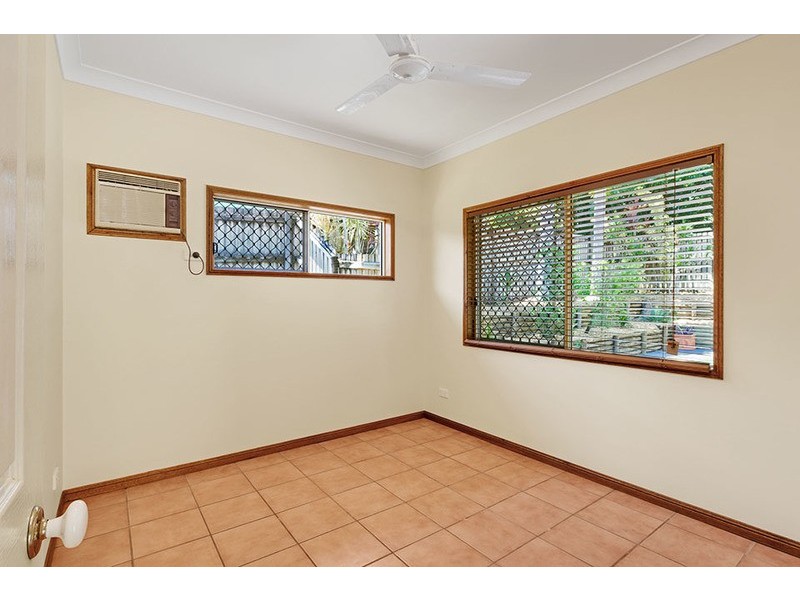 6 Red Ochre Street, Redlynch QLD 4870