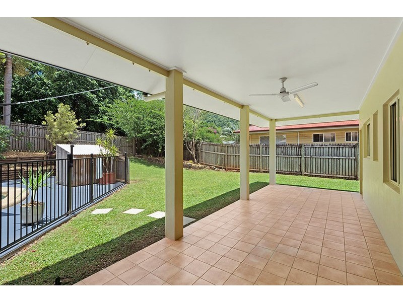 6 Red Ochre Street, Redlynch QLD 4870