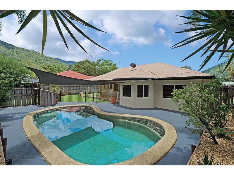 6 Red Ochre Street, Redlynch QLD 4870