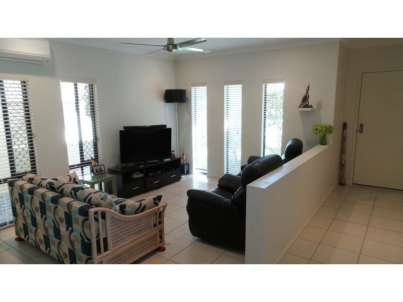 16 Hatch Close, Trinity Beach QLD 4879