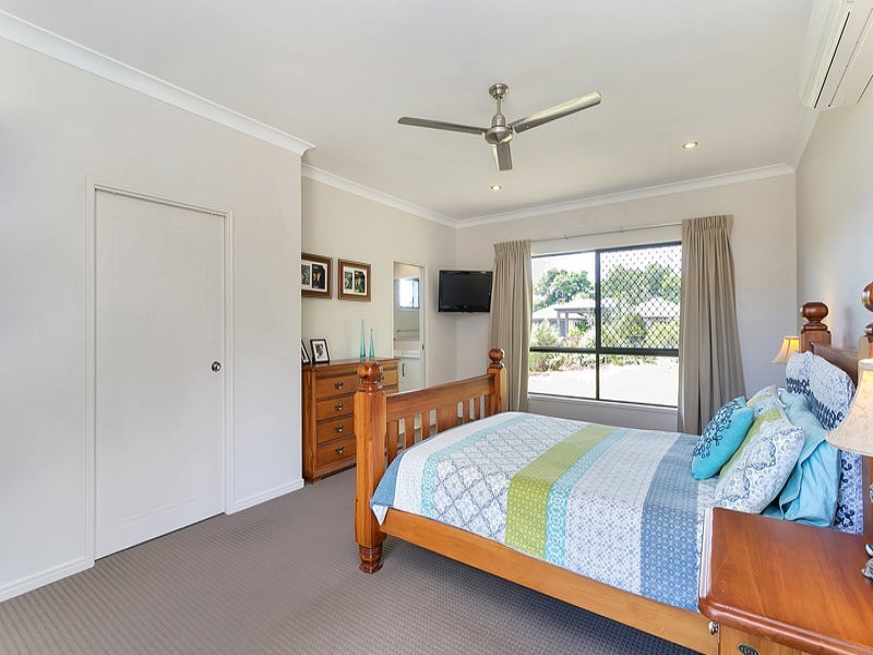 Redlynch QLD 4870