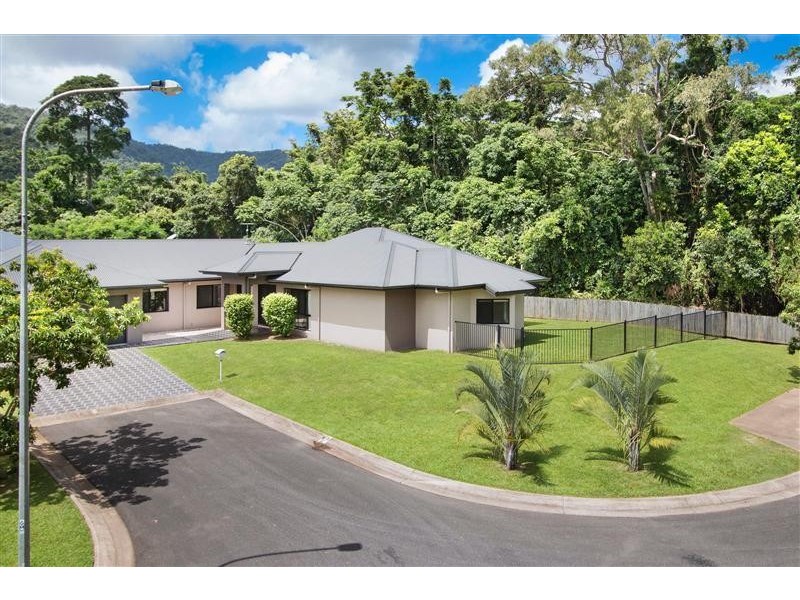 11 Stringer Close, Redlynch QLD 4870