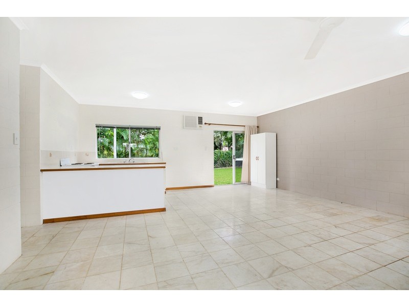 10 Macadamia Close, Redlynch QLD 4870