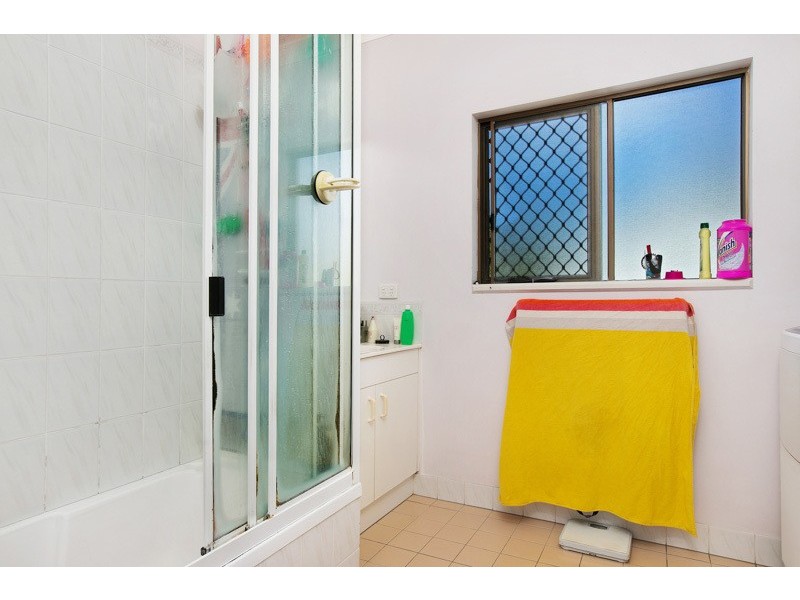 8/17 Grantala St, Manoora QLD 4870