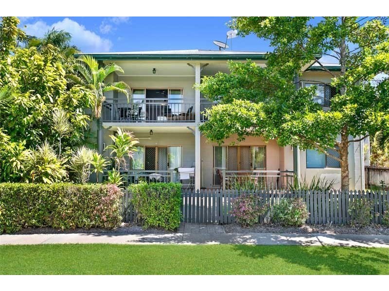 8/17 Grantala St, Manoora QLD 4870