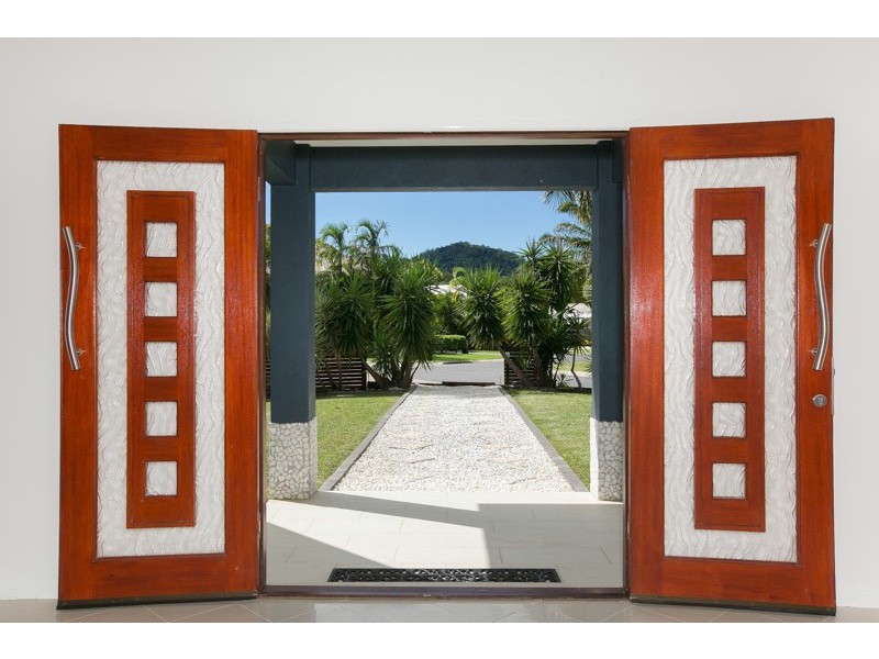 34 Iridescent Dr, Trinity Park QLD 4879