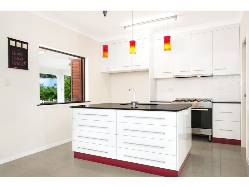 34 Iridescent Dr, Trinity Park QLD 4879