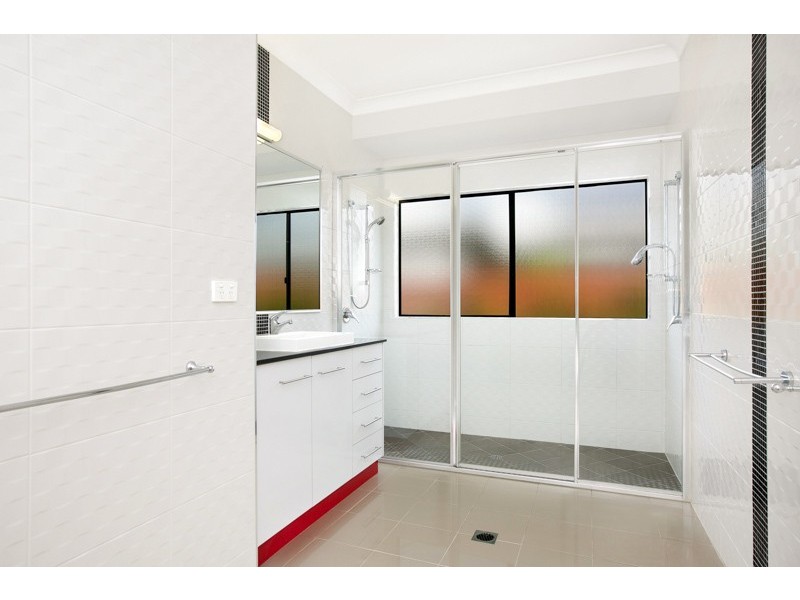 34 Iridescent Dr, Trinity Park QLD 4879