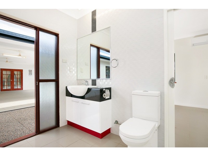 34 Iridescent Dr, Trinity Park QLD 4879