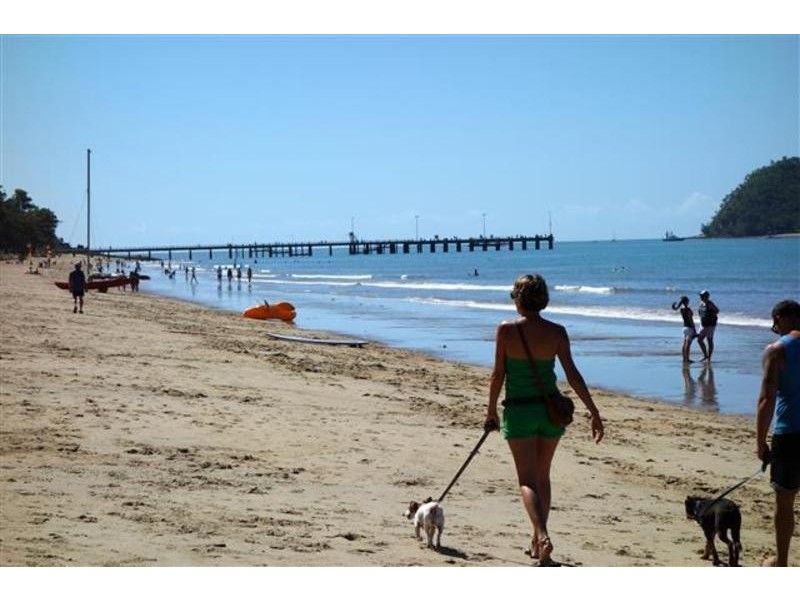 Palm Cove QLD 4879