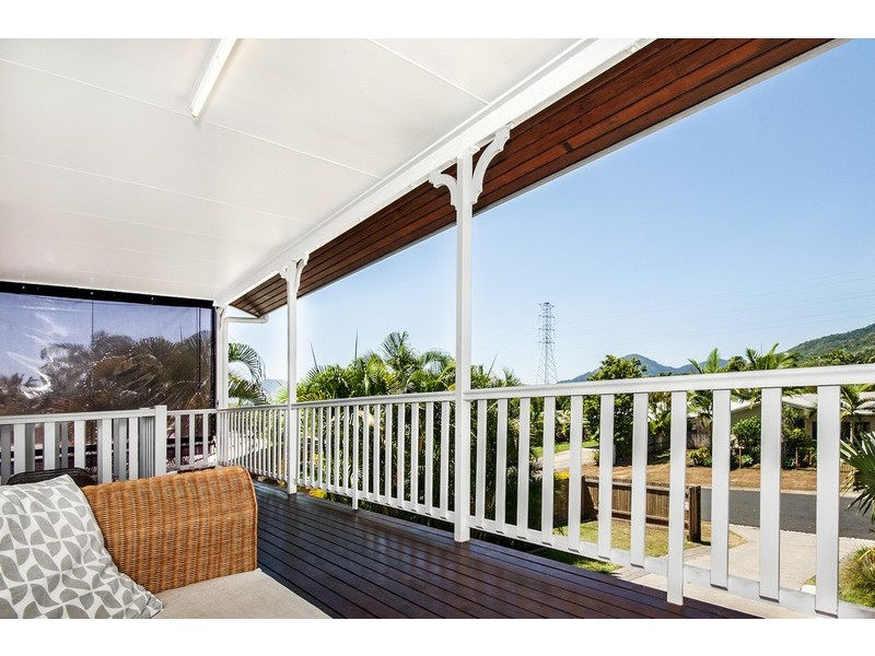 6 Baway Close, Caravonica QLD 4878