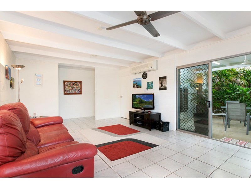 13 Carolyn Close, Yorkeys Knob QLD 4878