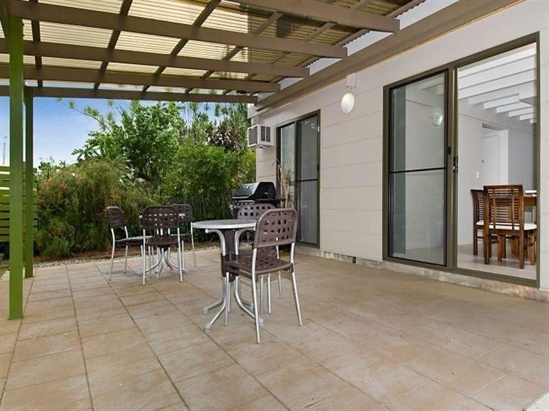 8 Bunting St, Bungalow QLD 4870