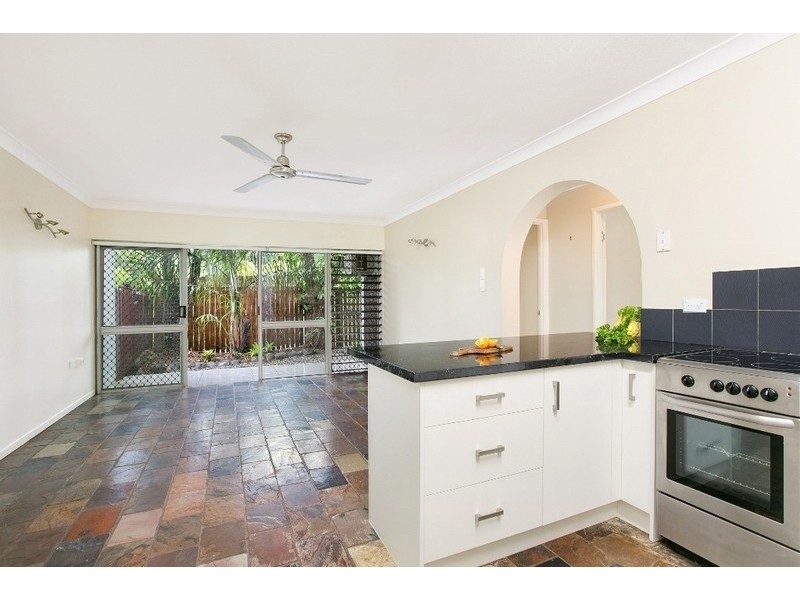 Manoora QLD 4870