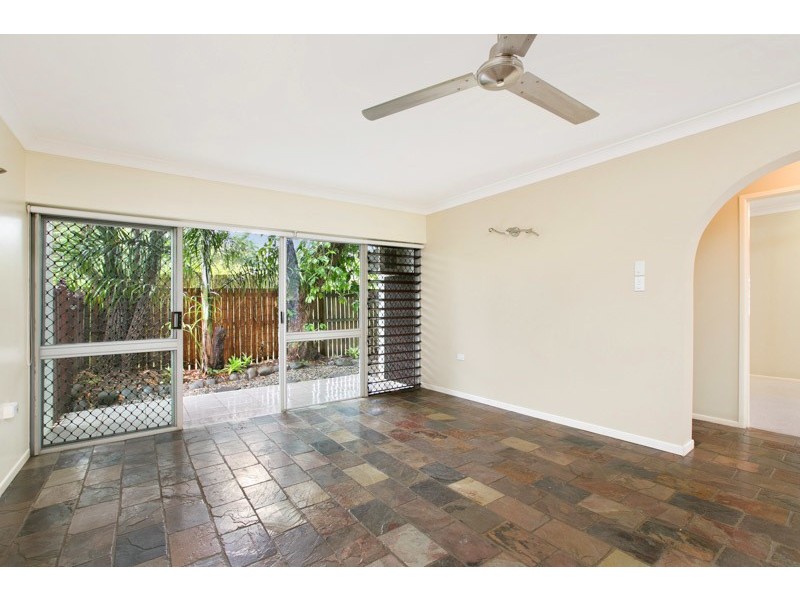 Manoora QLD 4870