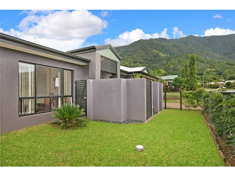 15 Lillipilli Street, Redlynch QLD 4870