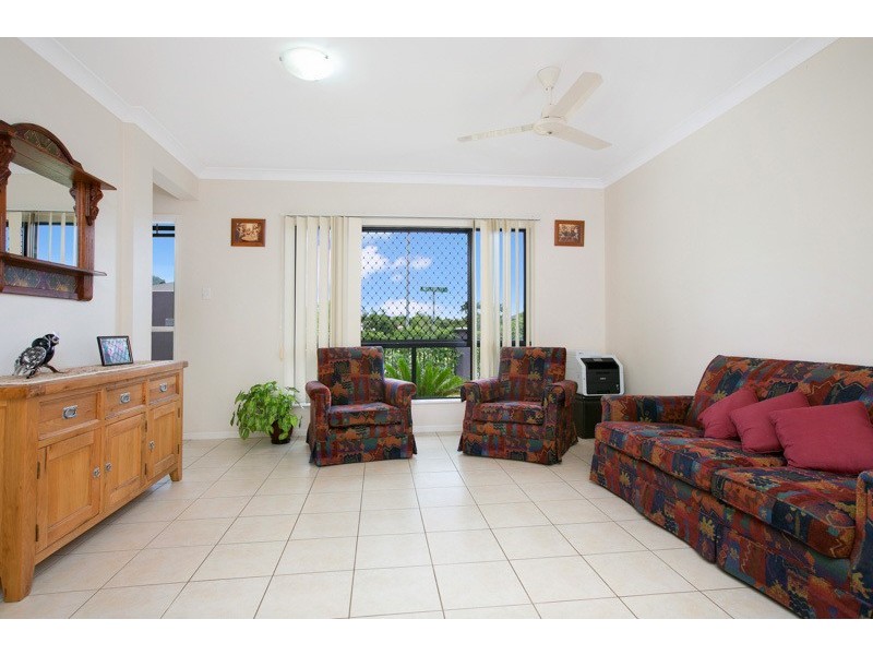 15 Lillipilli Street, Redlynch QLD 4870