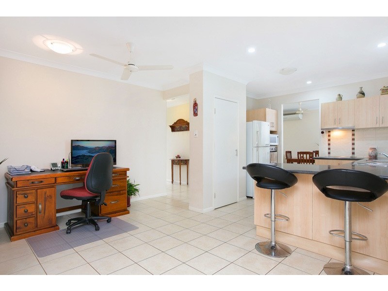 15 Lillipilli Street, Redlynch QLD 4870