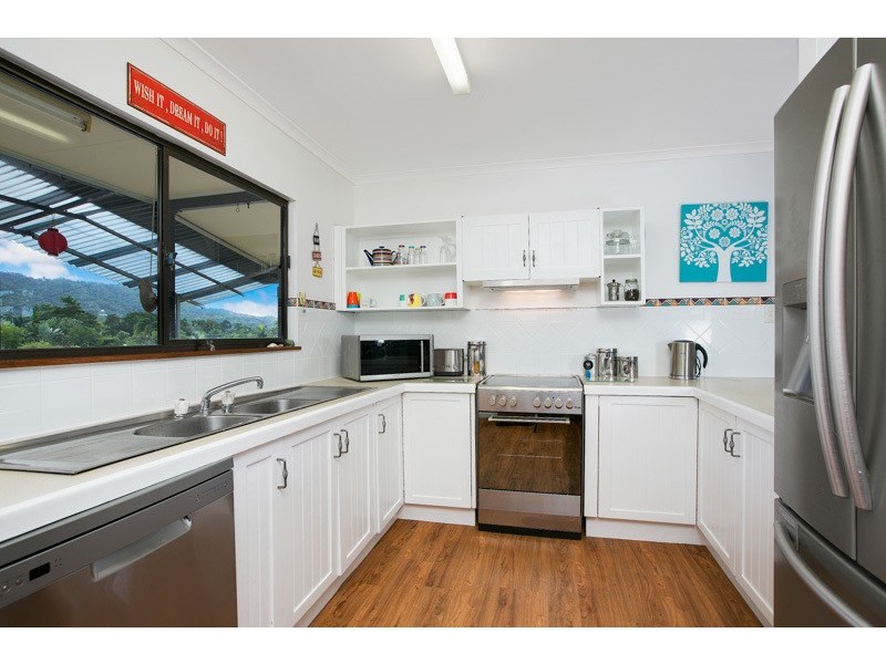 133 McManus St, Whitfield QLD 4870