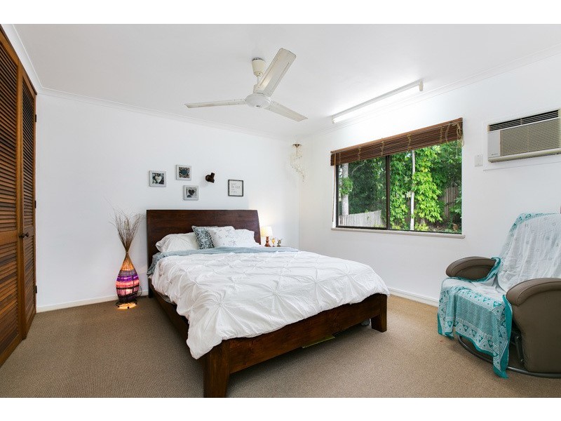 133 McManus St, Whitfield QLD 4870