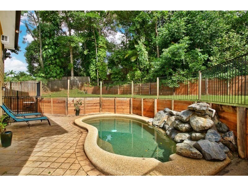 133 McManus St, Whitfield QLD 4870