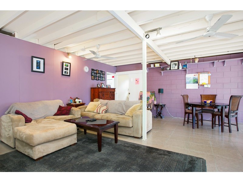 133 McManus St, Whitfield QLD 4870