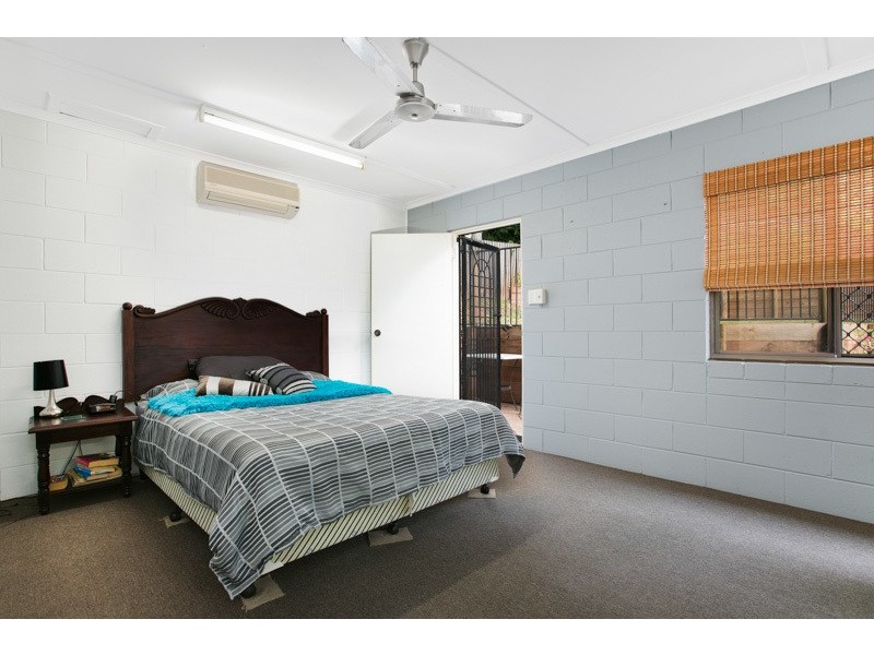 133 McManus St, Whitfield QLD 4870