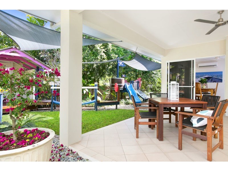 111 Gamburra Drive, Redlynch QLD 4870