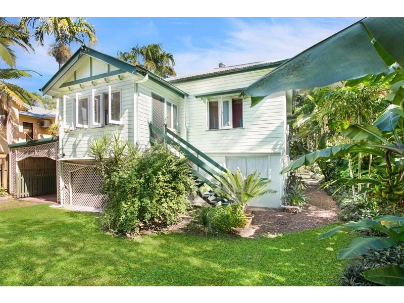 323 Severin St, Parramatta Park QLD 4870