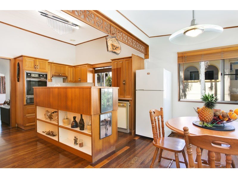 323 Severin St, Parramatta Park QLD 4870