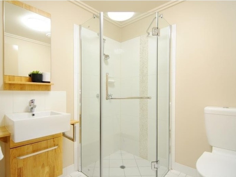 108/1-2 Maytown Cl, Manoora QLD 4870