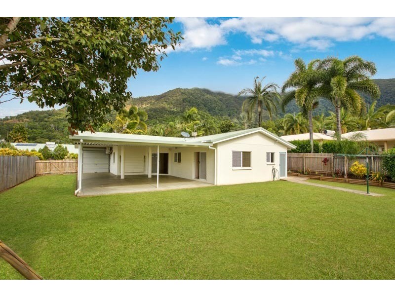 94 Jungara Road, Redlynch QLD 4870