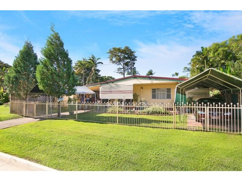 202-204  McCoombe St, Bungalow QLD 4870