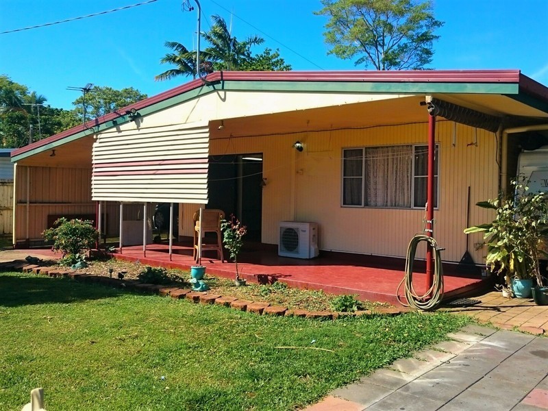 202-204  McCoombe St, Bungalow QLD 4870