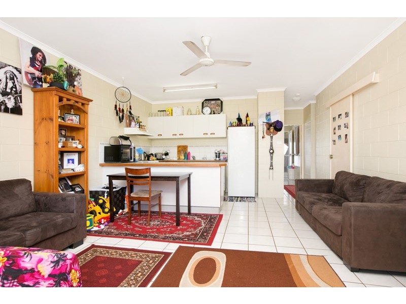 1/24 Hill St, Manunda QLD 4870